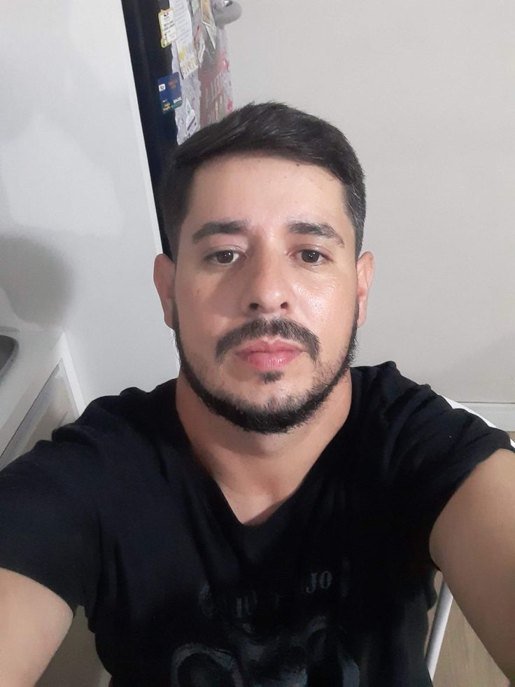 <em>SANTIAGO QUINTERO</em>